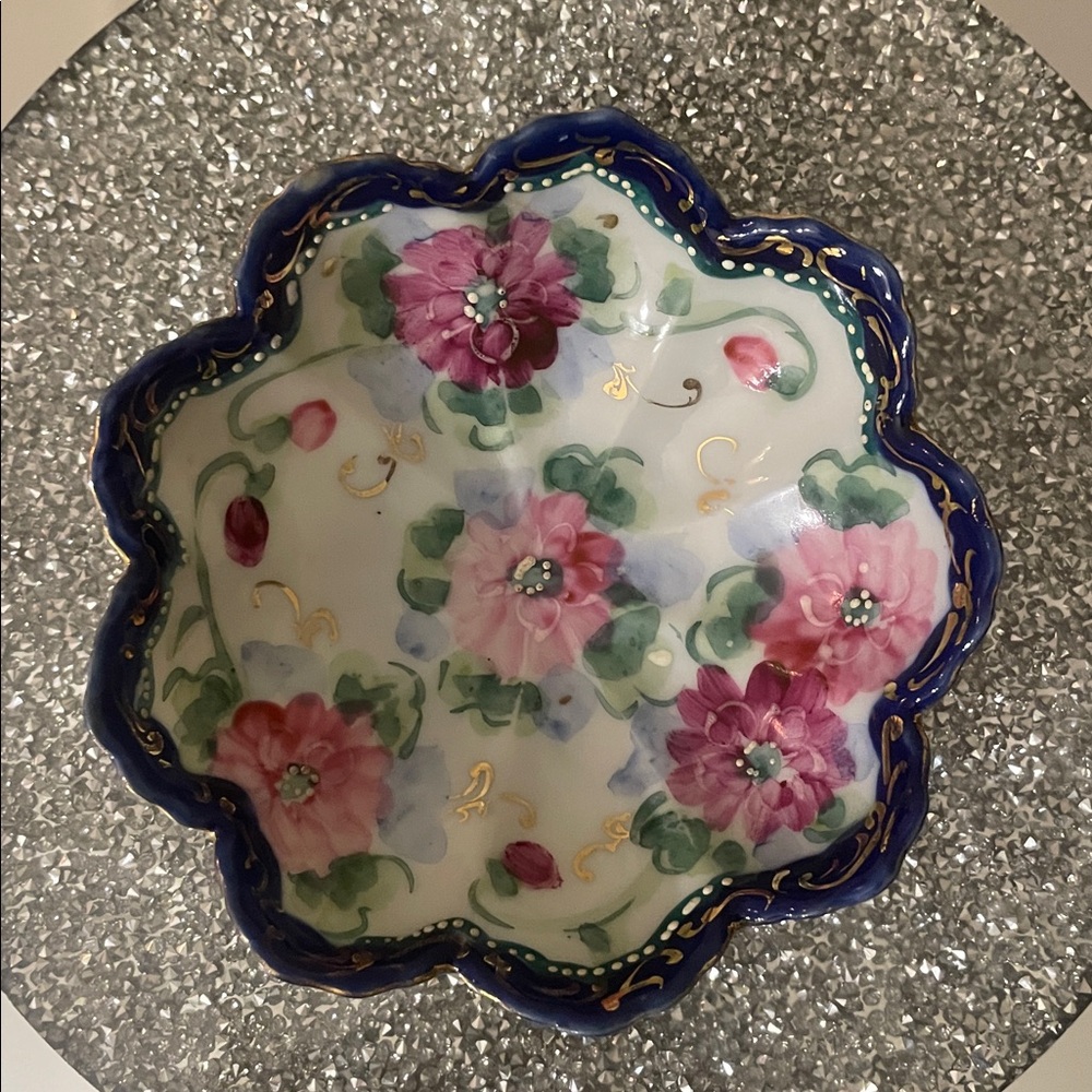 Vintage LOTUS FlowerJapanese Ceramic BOWLS(5) - Picture 10 of 12